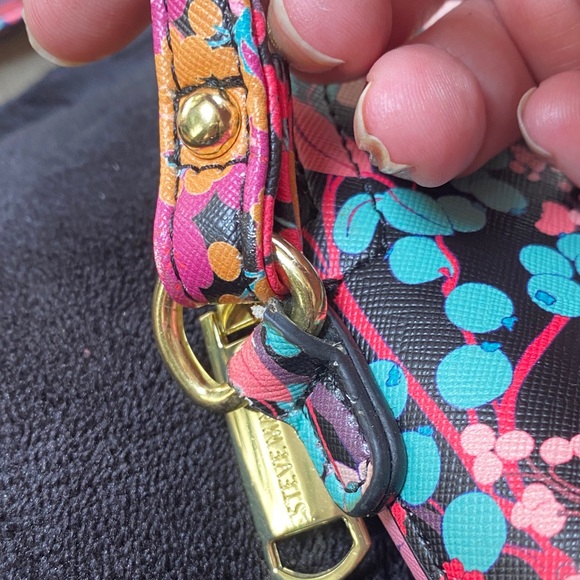 Steve Madden Pink and Blue Crossbody Bag Floral Design - Picture 5 of 10